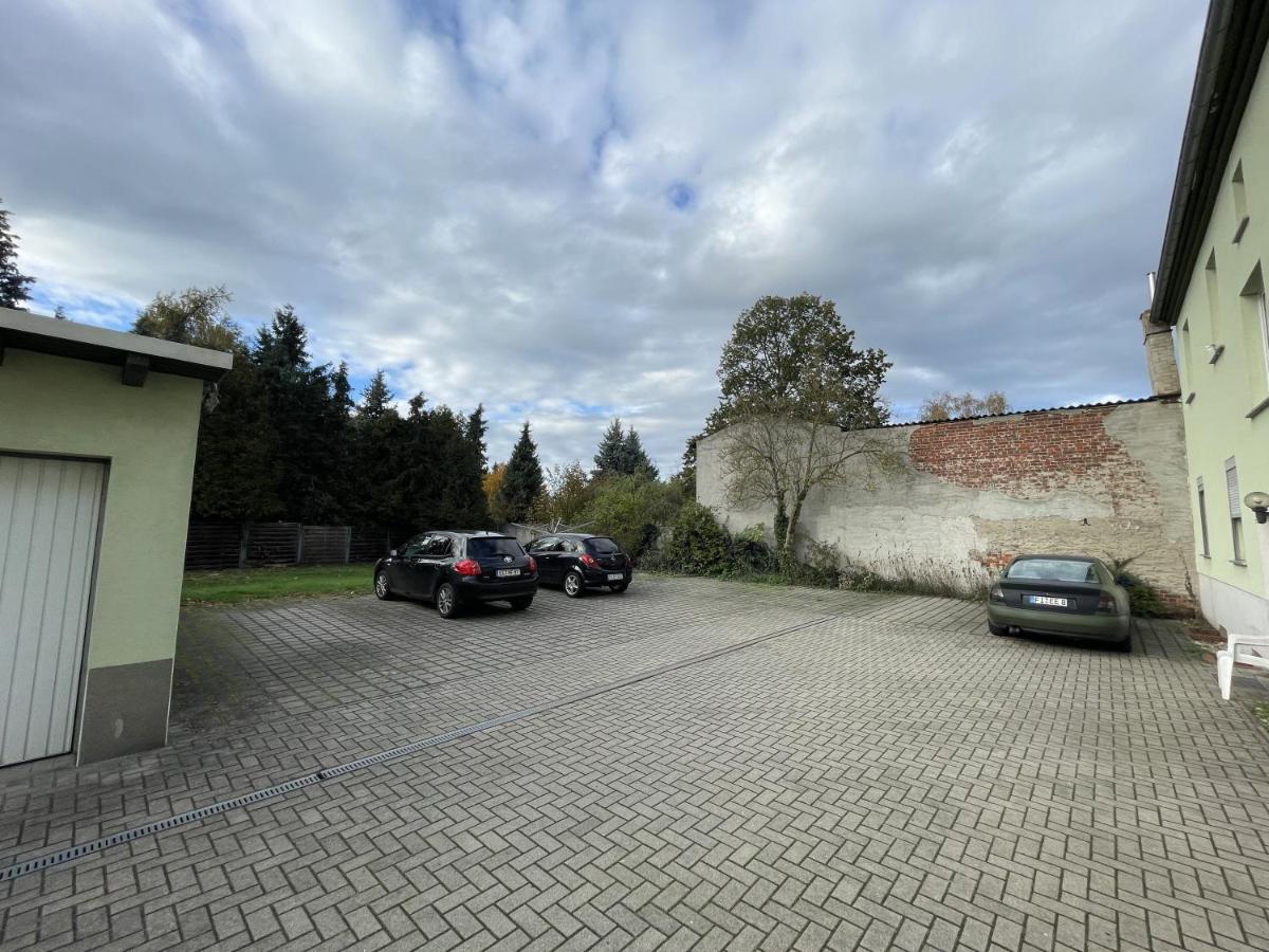 Das Gruene Haus Finsterwalde Exteriör bild